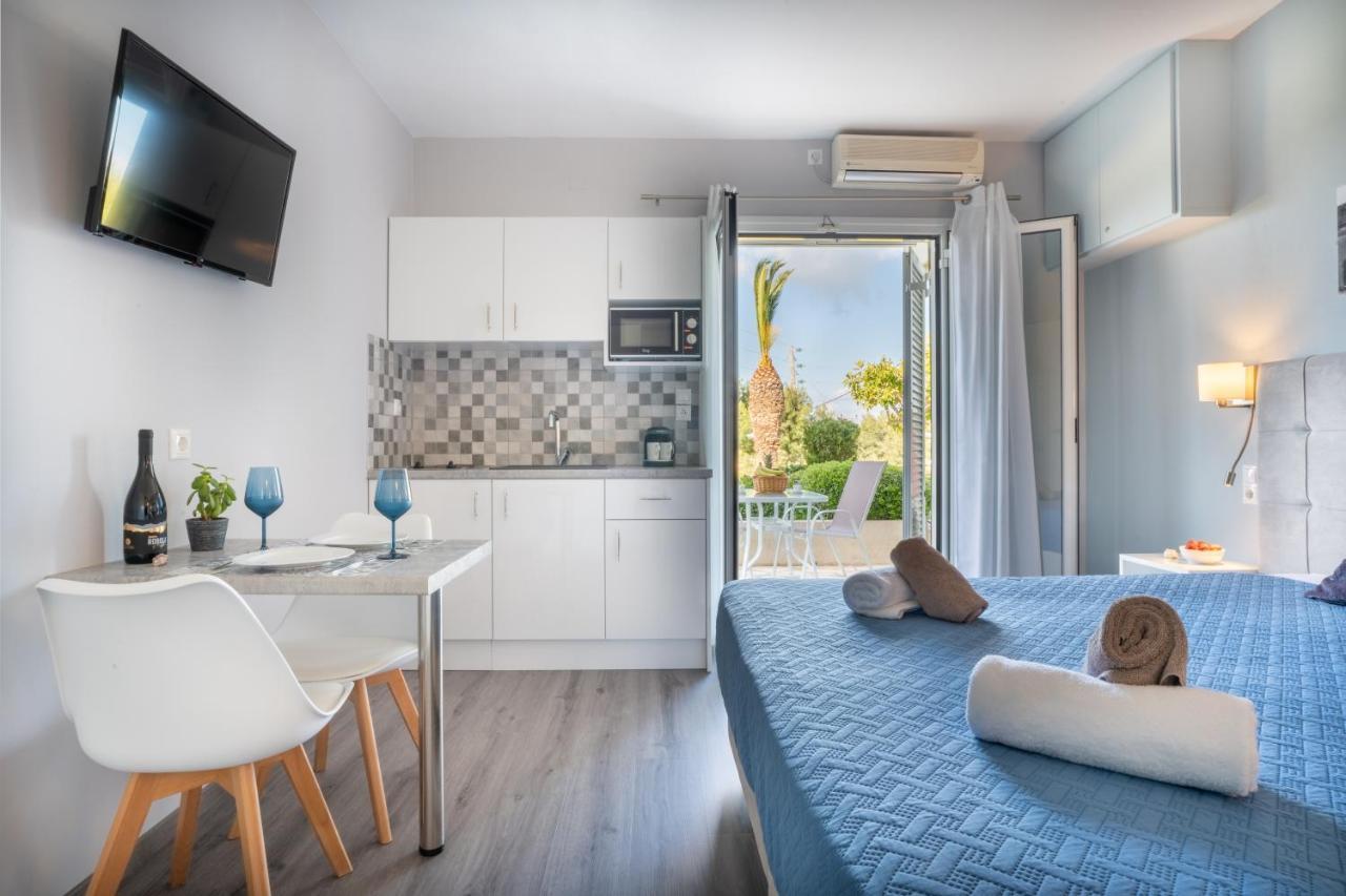 Nondas Apartments ลาสซี ภายนอก รูปภาพ